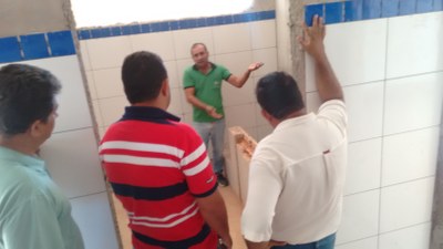 Fotos de visitas as obras